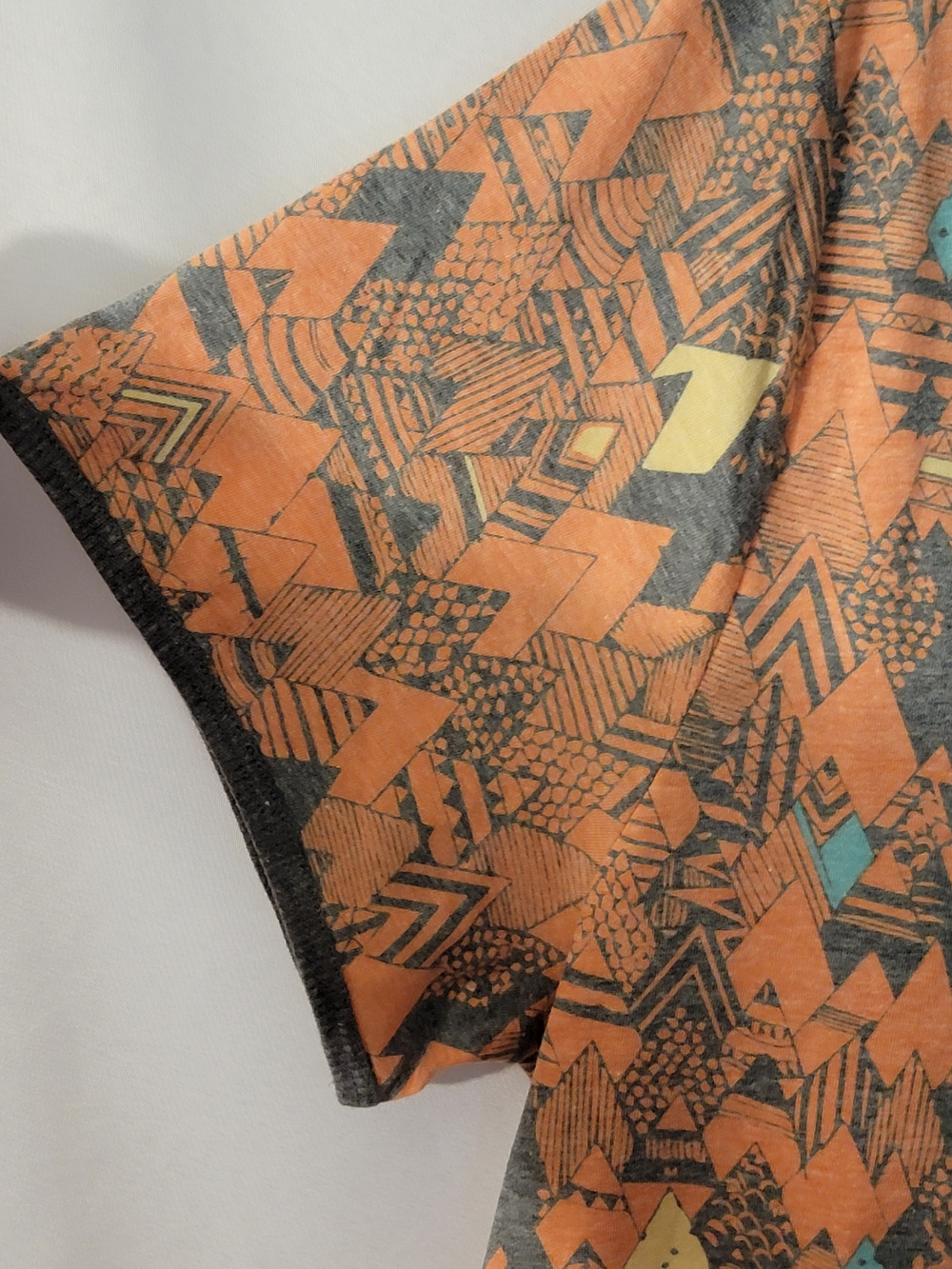 NWT LuLaRoe Aztec Tunic Top Size 2XL - Picture 4 of 8